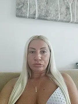 Snapshot of visnjica chatting on 14, 9, 2025 visnjica online show from 14, 9, 2025