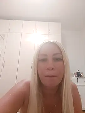 Snapshot of visnjica chatting on 23, 9, 2025 visnjica online show from 23, 9, 2025