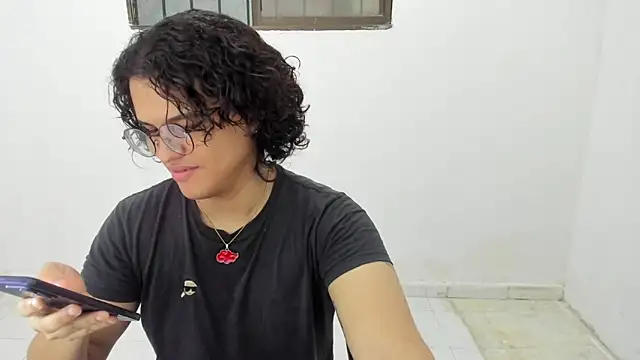 Diane blossom online show from 4, 12, 2025