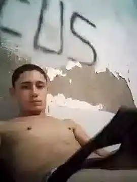 Snapshot of shuelldin chatting on 8, 3, 2025 shuelldin online show from 8, 3, 2025