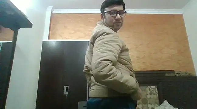 innocentboy1987 online show from 11, 3, 2025