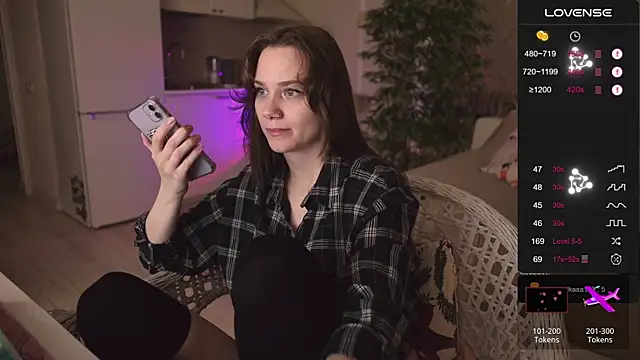 Snapshot of alexa_feels_ chatting on 17, 10, 2025 alexa feels online show from 17, 10, 2025