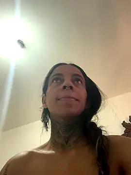 Snapshot of casalshowtime2 chatting on 7, 11, 2025 casalshowtime2 online show from 7, 11, 2025