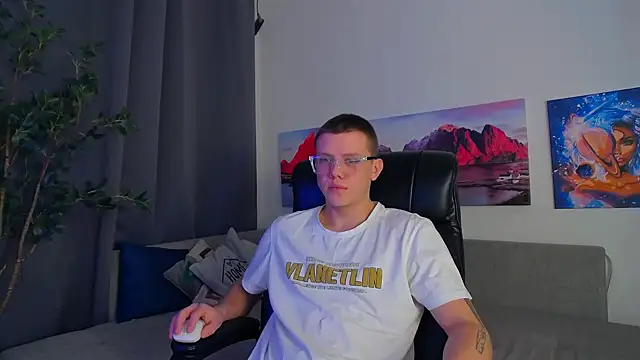 Ryker Seen online show from 28, 2, 2025