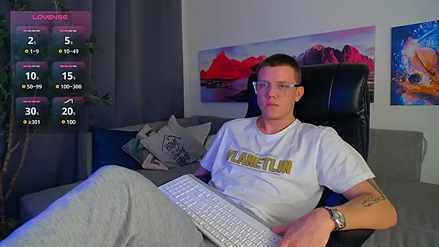 Ryker Seen online show from 1, 3, 2025