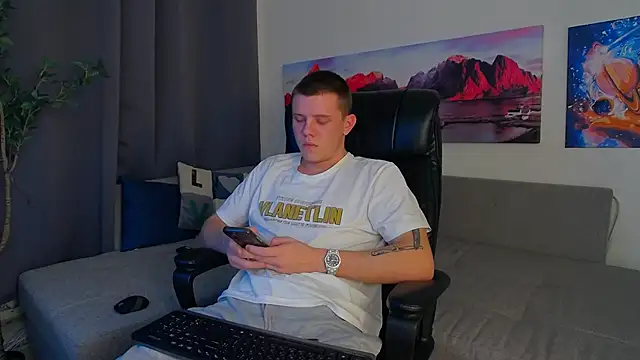 Ryker Seen online show from 2, 3, 2025