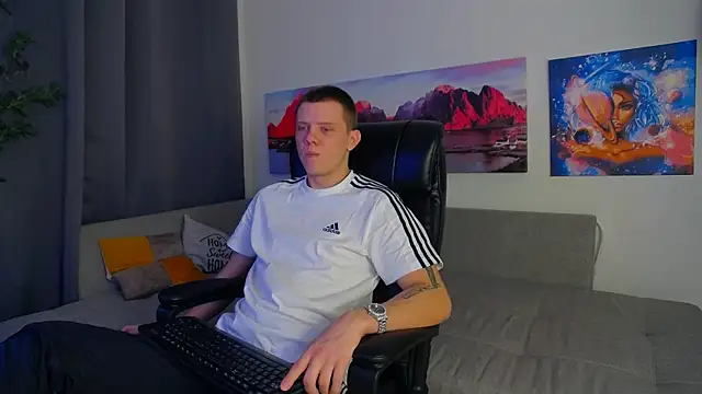 Ryker Seen online show from 6, 3, 2025