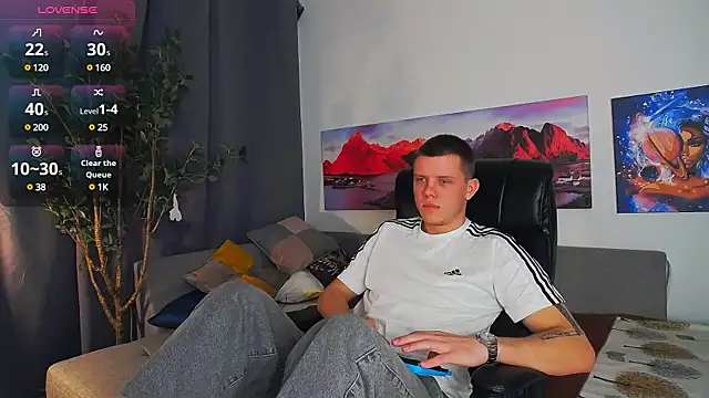 Ryker Seen online show from 17, 3, 2025