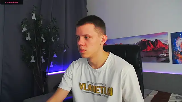 Ryker Seen online show from 20, 3, 2025