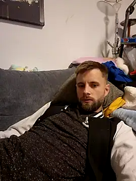 ademandjulia online show from 12, 10, 2025