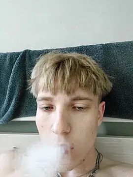 Snapshot of And25bn chatting on 25, 9, 2025 And25bn online show from 25, 9, 2025