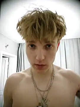 Snapshot of And25bn chatting on 18, 10, 2025 And25bn online show from 18, 10, 2025