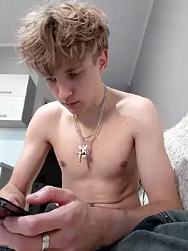 Snapshot of And25bn chatting on 26, 10, 2025 And25bn online show from 26, 10, 2025