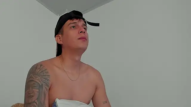 Snapshot of hugosan12 chatting on 18, 2, 2025 hugosan12 online show from 18, 2, 2025