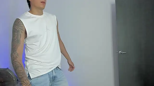 Snapshot of hugosan12 chatting on 16, 9, 2025 hugosan12 online show from 16, 9, 2025