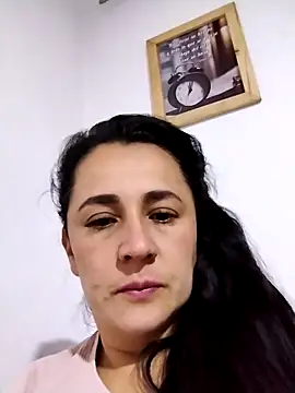 Alanna 11 online show from 7, 10, 2025