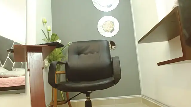 StephyJones1 online show from 11, 1, 2025