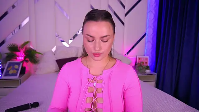 LindsieGreyy online show from 11, 10, 2025