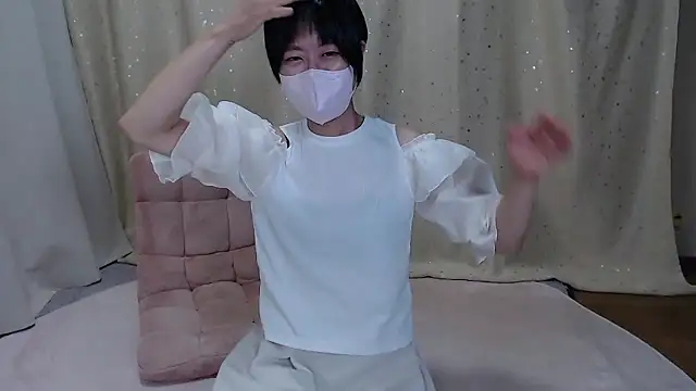 ASAHI chan online show from 19, 9, 2025