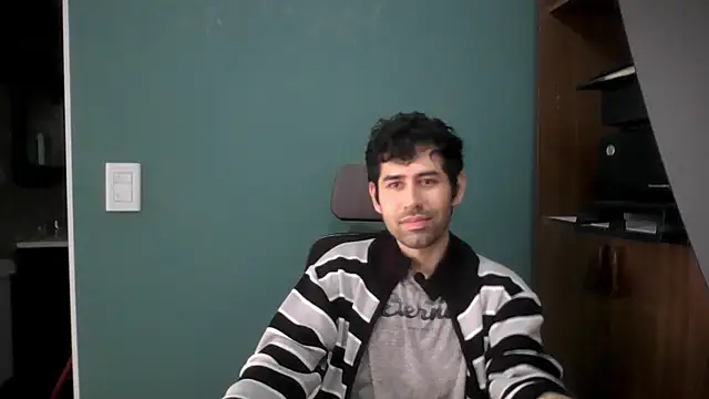 danicrux online show from 26, 2, 2025