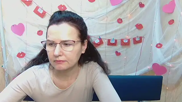 Miroslava Happi online show from 14, 2, 2025