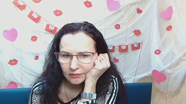 Miroslava Happi online show from 17, 2, 2025