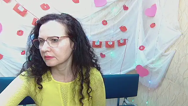 Miroslava Happi online show from 27, 2, 2025
