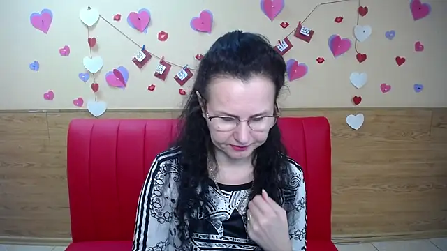 Miroslava Happi online show from 15, 3, 2025