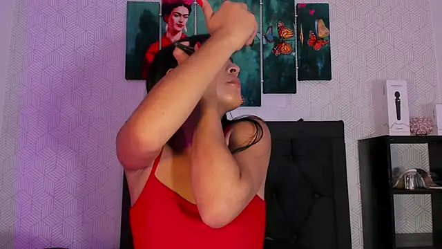 Selena fox7 online show from 29, 10, 2025