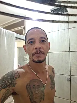 Snapshot of allisonbr chatting on 17, 3, 2025 allisonbr online show from 17, 3, 2025