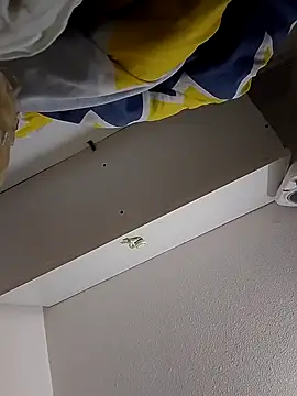 Snapshot of OutsizedPistol chatting on 3, 10, 2025 OutsizedPistol online show from 3, 10, 2025