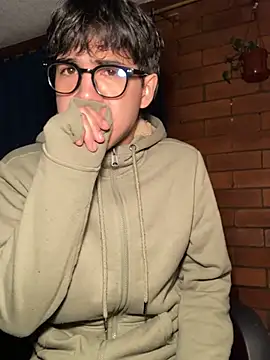 shadowsofgarden online show from 20, 3, 2025