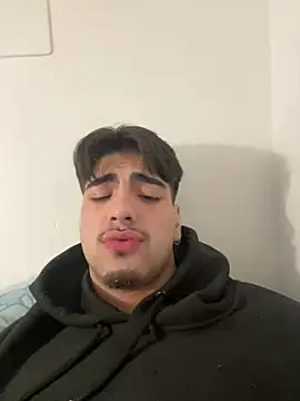 jovencitoboy21 online show from 17, 2, 2025