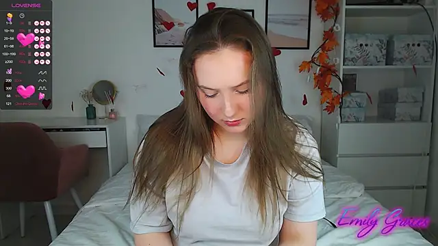 EmilyxxGraces online show from 28, 2, 2025