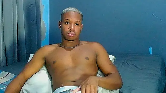 Snapshot of JackBlackone chatting on 20, 10, 2025 JackBlackone online show from 20, 10, 2025