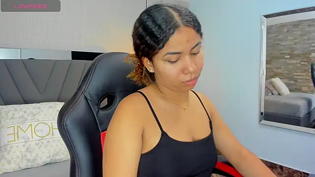 MELINAMARTINS online show from 14, 1, 2026