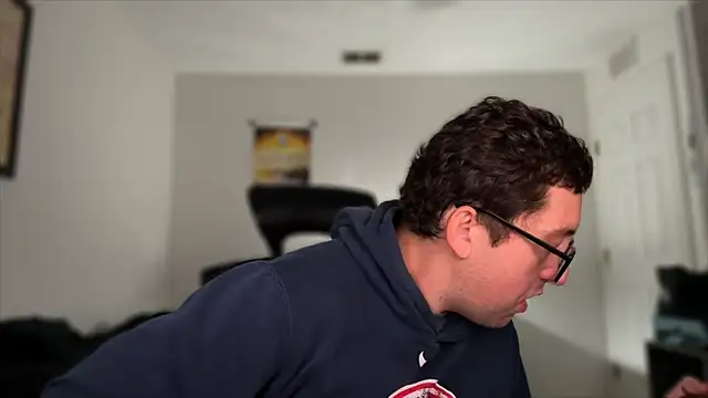 Snapshot of Milflover96 chatting on 18, 12, 2025 Milflover96 online show from 18, 12, 2025