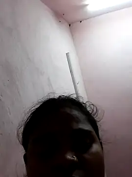 Hot couple493 online show from 21, 3, 2025