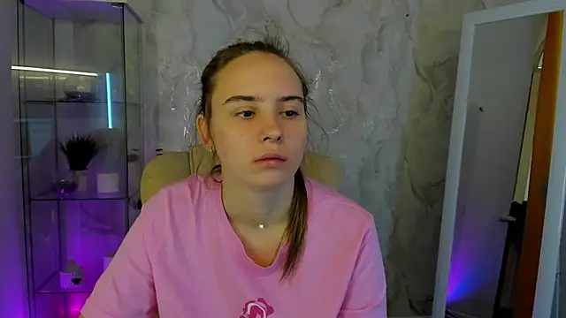 Snapshot of Lika_0ne chatting on 26, 10, 2025 Lika 0ne online show from 26, 10, 2025