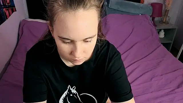 Snapshot of Lika_0ne chatting on 21, 11, 2025 Lika 0ne online show from 21, 11, 2025