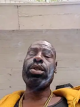 Snapshot of birdg chatting on 23, 9, 2025 birdg online show from 23, 9, 2025