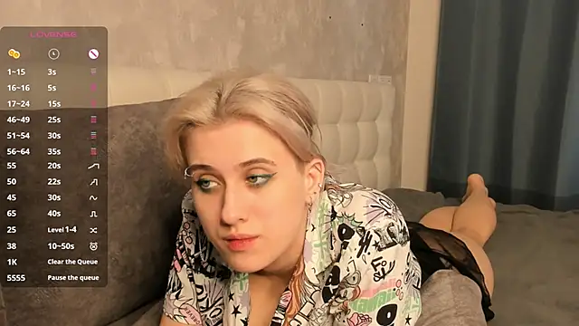 Snapshot of ConstanceBails chatting on 20, 2, 2025 ConstanceBails online show from 20, 2, 2025