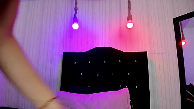 nicky angel1 online show from 13, 10, 2025