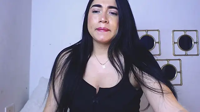 esperanza3517 online show from 5, 3, 2025