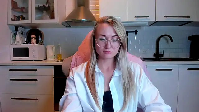 your Goddess Eva online show from 23, 10, 2025