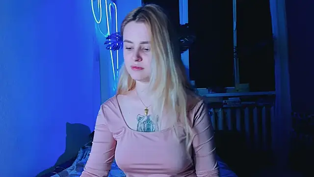 Alexa Pirs online show from 11, 3, 2025