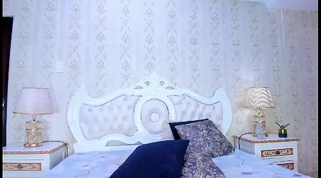 Snapshot of TianahGlow chatting on 10, 3, 2025 TianahGlow online show from 10, 3, 2025