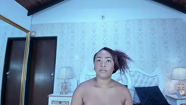 Snapshot of TianahGlow chatting on 20, 3, 2025 TianahGlow online show from 20, 3, 2025