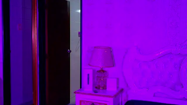 Snapshot of TianahGlow chatting on 13, 2, 2026 TianahGlow online show from 13, 2, 2026