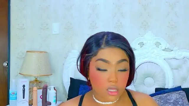 Snapshot of TianahGlow chatting on 18, 2, 2026 TianahGlow online show from 18, 2, 2026